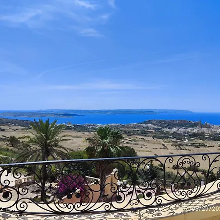 Penthouse Views Nadur