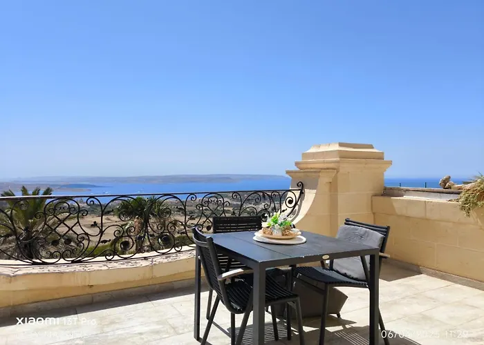 Penthouse Views Apartament *