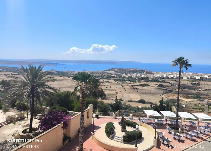 דירה Penthouse Views נדור