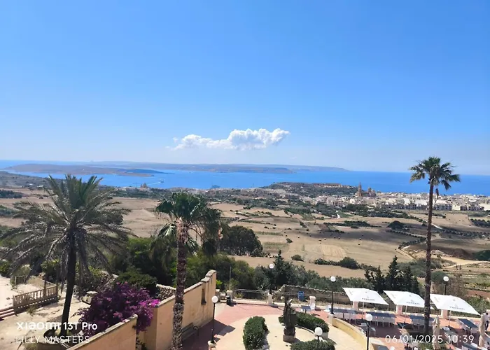 Penthouse Views Nadur